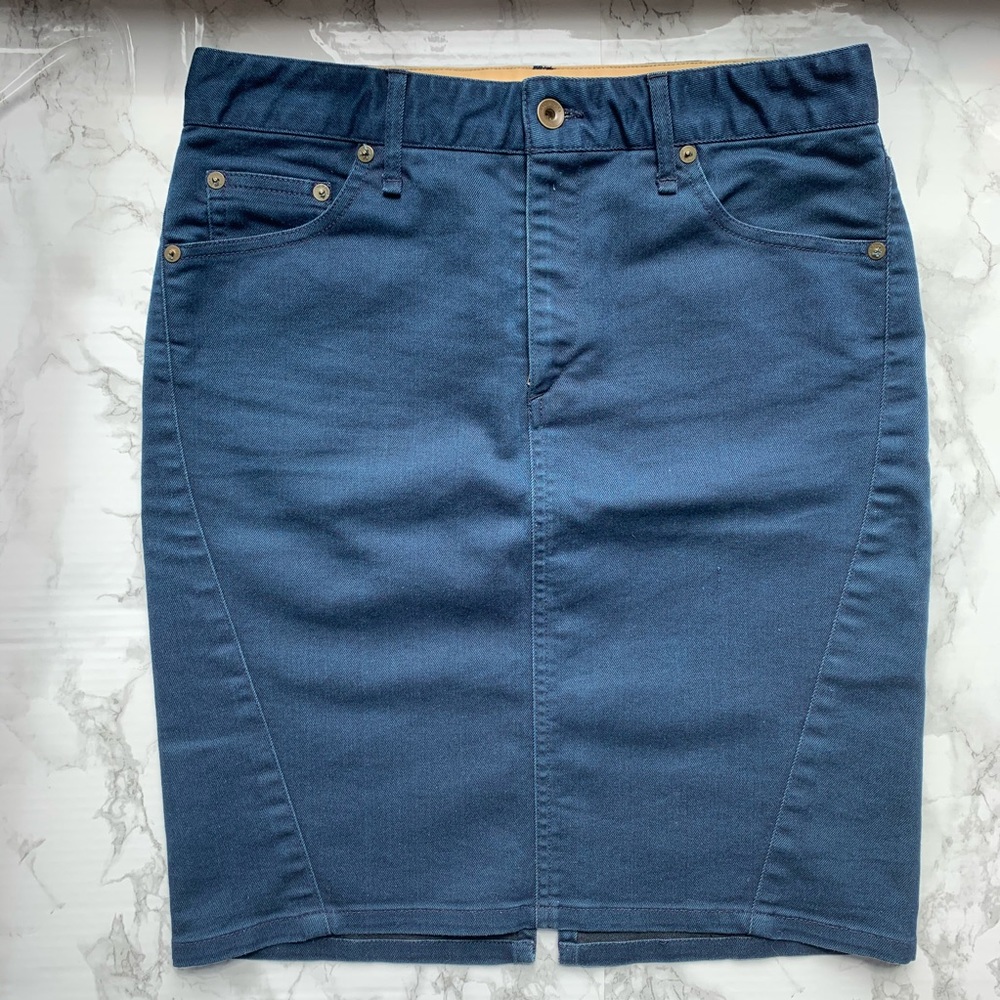rag & bone Denim Pencil Skirt Dark wash size 29